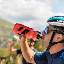 New Custom Eco-Friendly Free Squeeze Bike Plastic Water Bottles And Cycling Water Bottle Water Bike Bicycle for Cycling and Gym