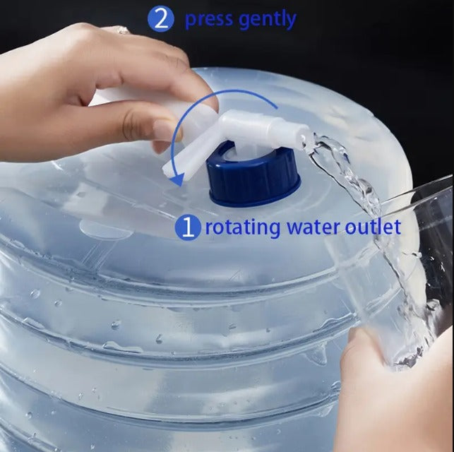 Foldable Water Container with Spigot,10 Liter, Portable Camping Storage, White